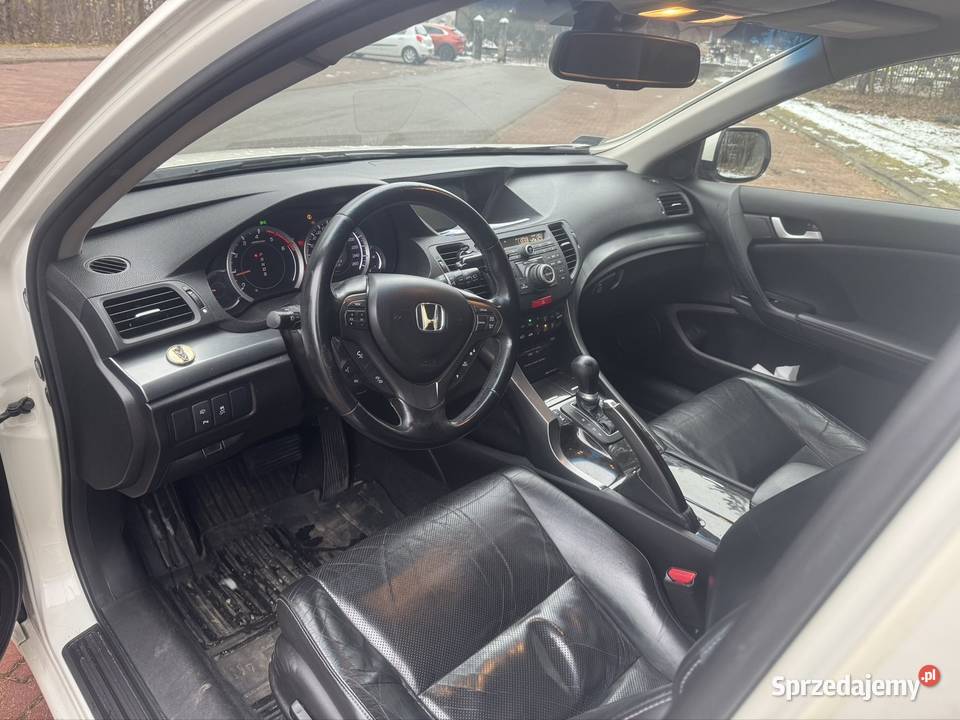 Honda Accord VIII 22 IDTEC 150 wersja Executive reflektory ksenonowe Jaworzno sprzedam