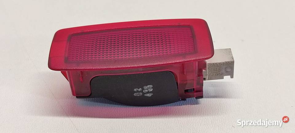 MERCEDES X117 CLA OŚWIETLENIE BOCZKA DRZWI