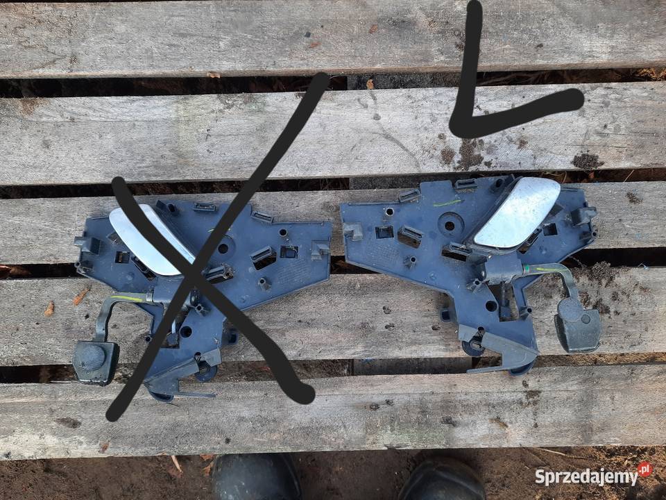 Klamka wewnętrzna lewy przód Citroen C5 MK1 2001 Przyborów sprzedam