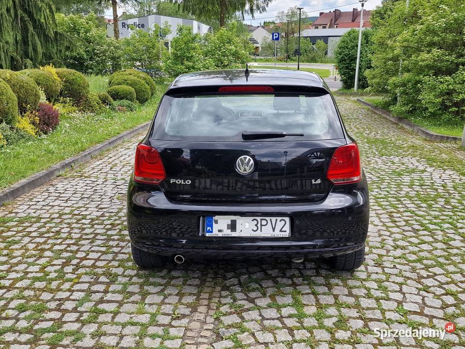 VW Polo V 6R 14 MPI Klimatyzacja Alufelgi światła do jazdy dziennej Ryglice