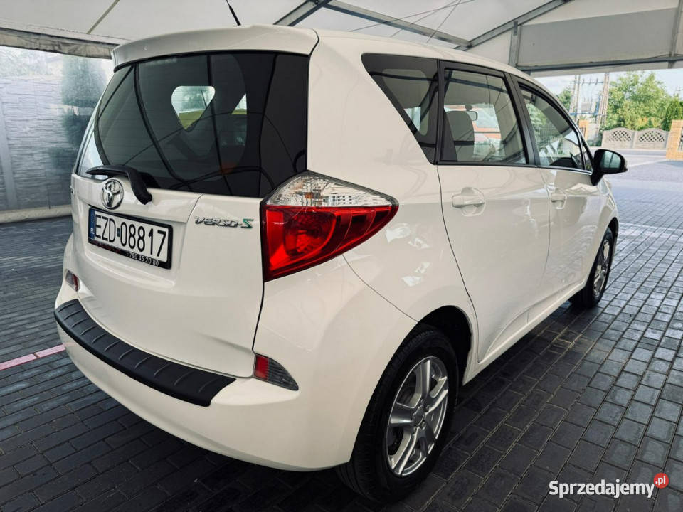 Toyota Verso S 13 Benzyna 100 6 Biegów nieuszkodzony Zduńska Wola