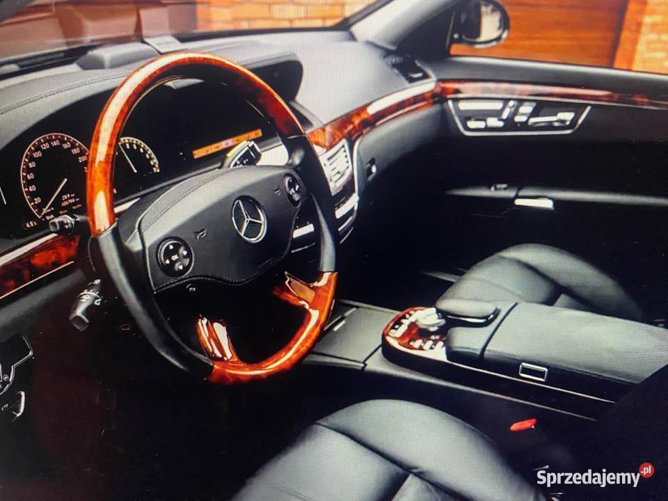 pranie tapicerek samochodowych w łomiankach Łomianki Dolne