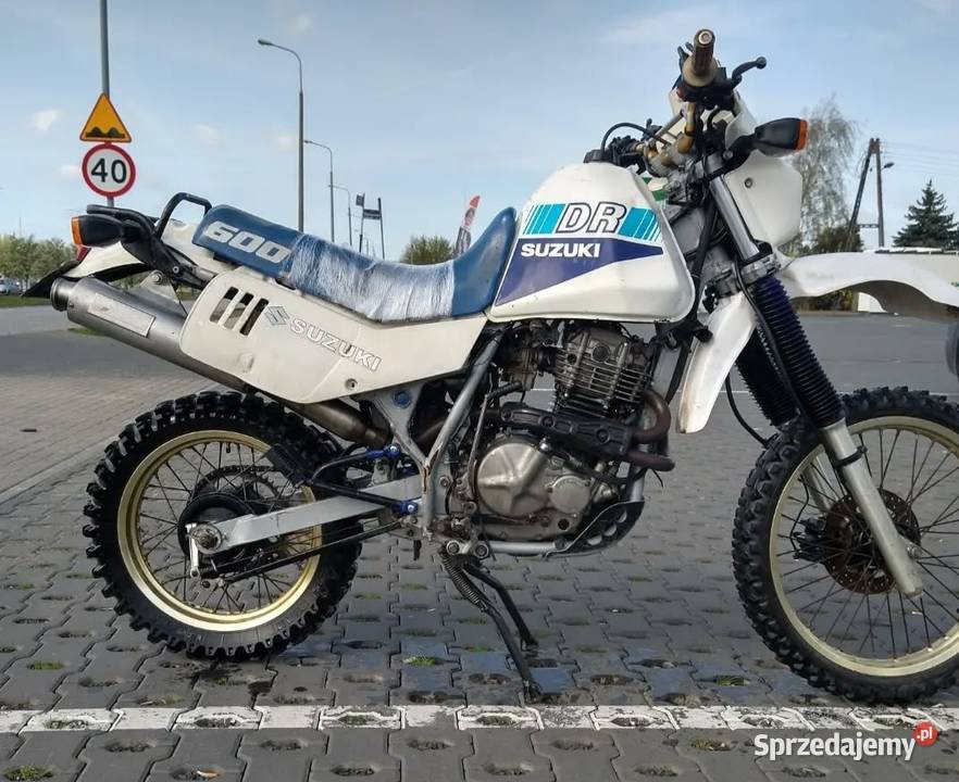 Suzuki dr 600 uszkodzony