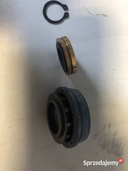 Zestaw naprawczy Iveco 04914948