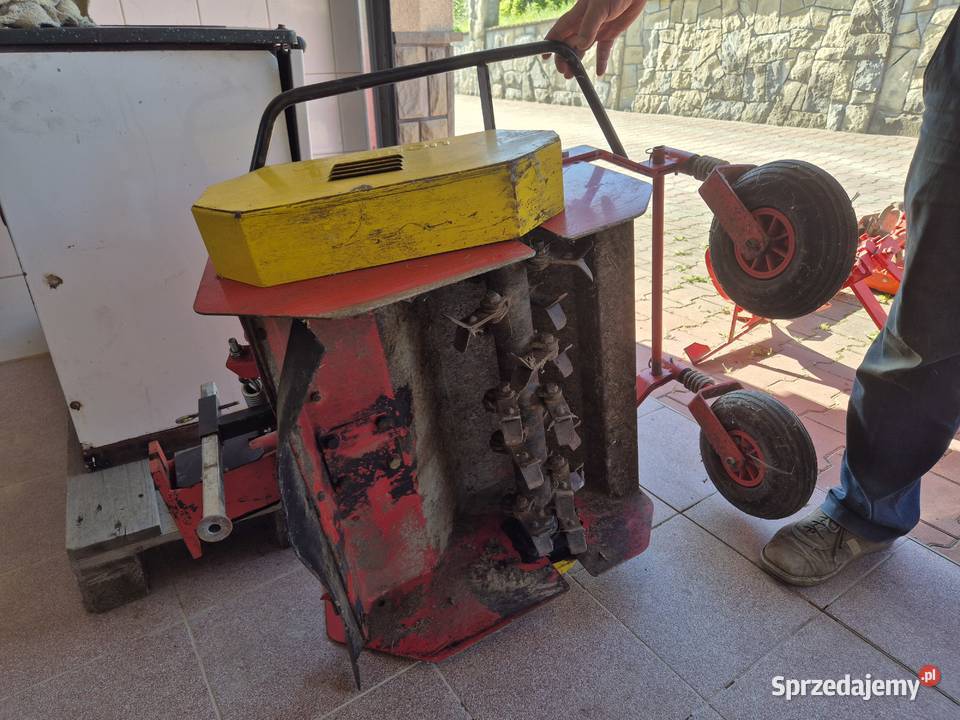 Ciągnik ogrodowy Herkules UE 600 1996 osprzęt Mszana Dolna