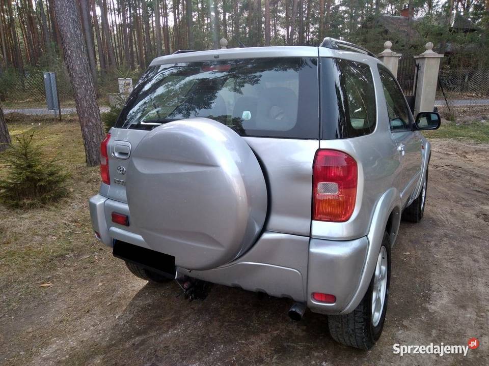 Toyota RAV4 3D 4x4 hak szyberdach Starowola