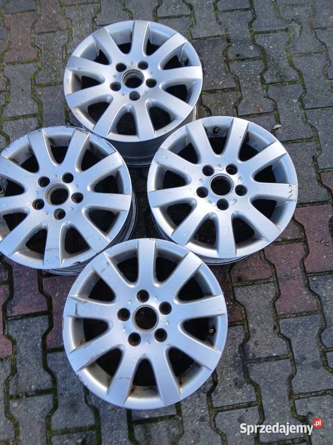 BORBET Felgi aluminiowe 4 65J 15 ET50 5X112 VW Szczerbice