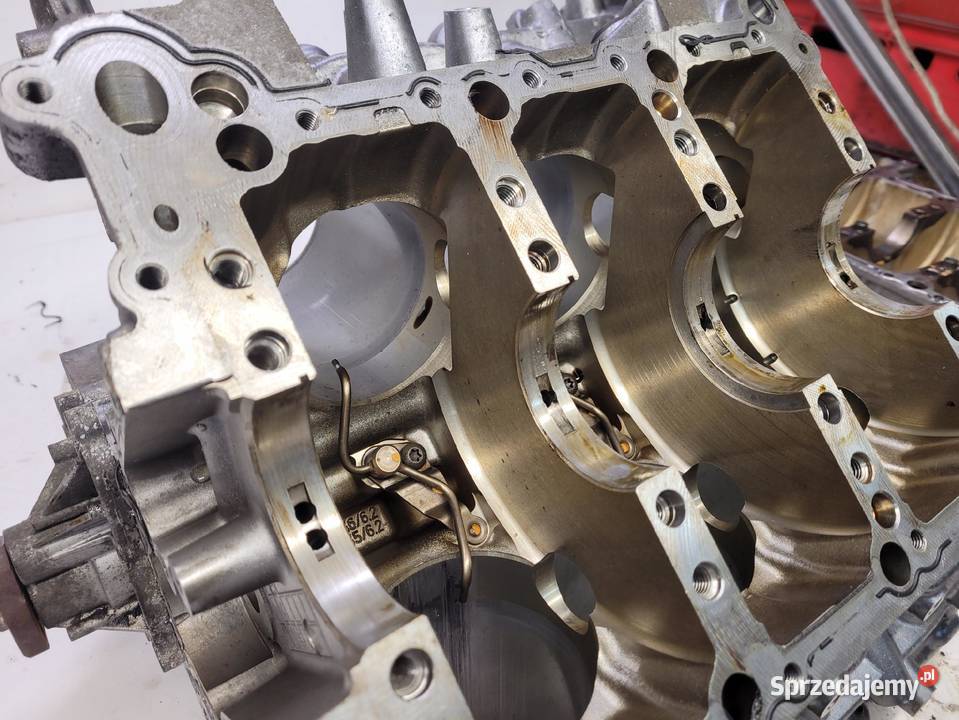 BLOK SILNIKA AUDI A6 C6 32 AUK 06E103023G Przystajń