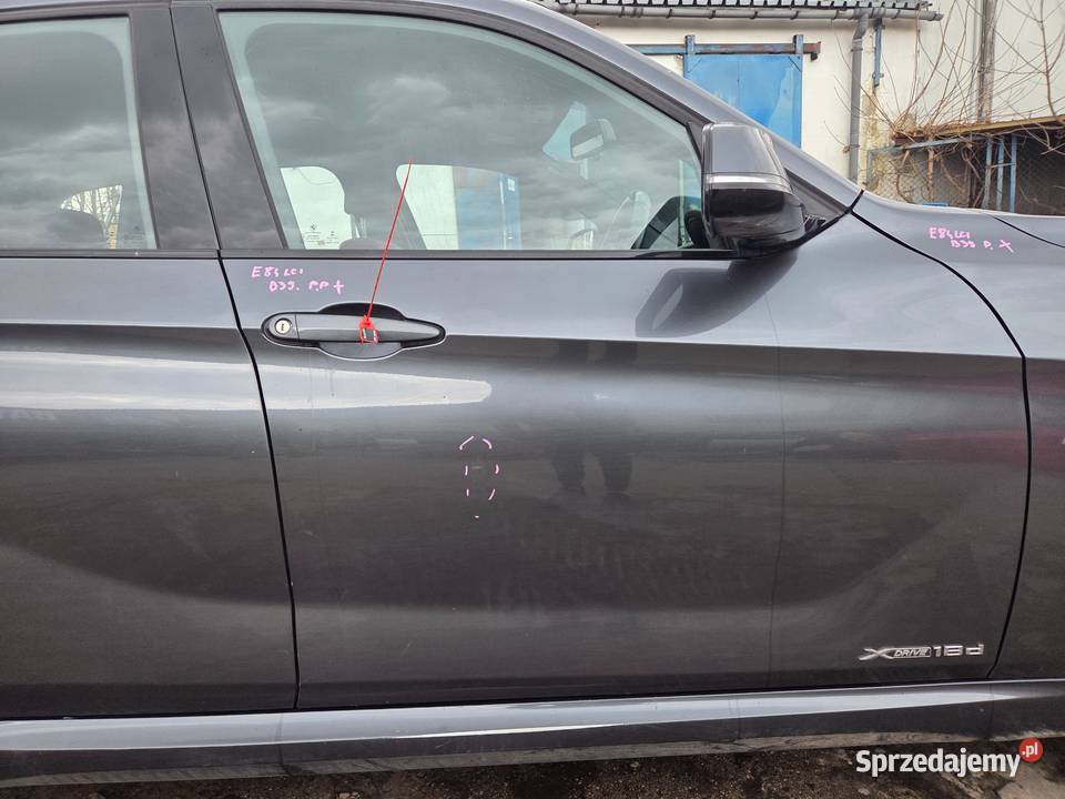 DRZWI PRAWE PRZEDNIE PRZÓD BMW X1 E84 B39 osobowe Strzyżewice