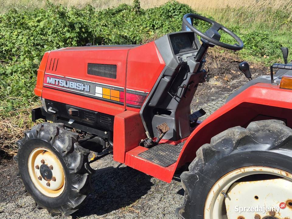 Traktorek traktor MITSUBISHI MT18D 44 Małuszyn