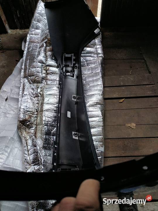 Zderzak tylny do Opla Insignia B kombi czarny mazowieckie