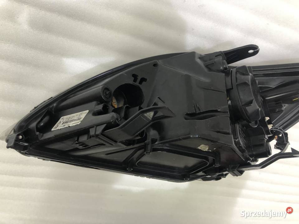LAMPA PRAWY PRZÓD 8M5113W0290BE FOCUS MK2 LIFT
