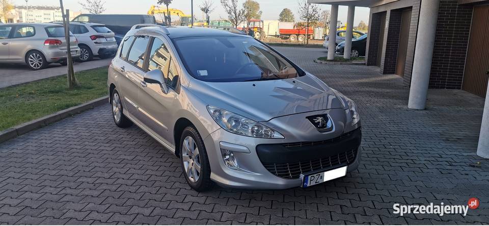 Peugeot 308 SW 7 osób PANORAMA DACHPDCnowe