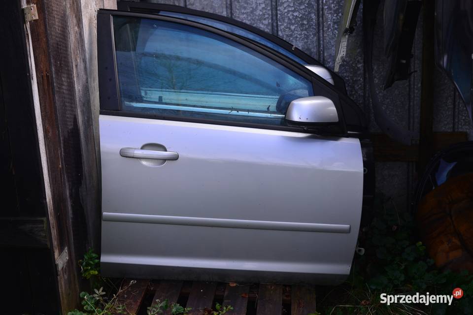 drzwi prawy prawe przód ford focus 2007