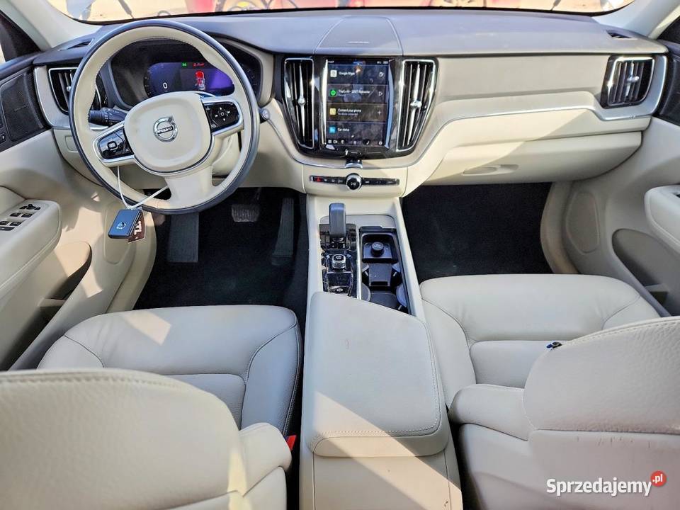 2022 VOLVO XC60 PLUS 250KM śląskie Częstochowa