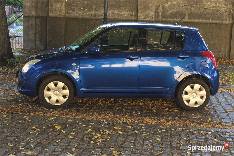 Suzuki Swift 13 GL Deluxe 4WD 2010 Poznań