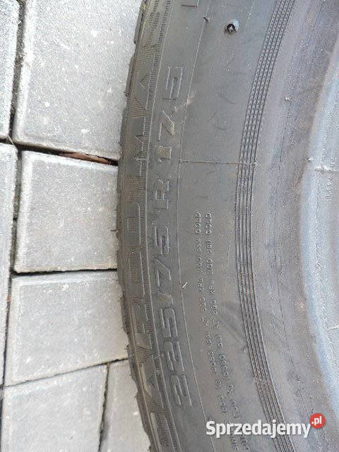 Opony 22575R175 Bieżnikowane całoroczne Przeworsk