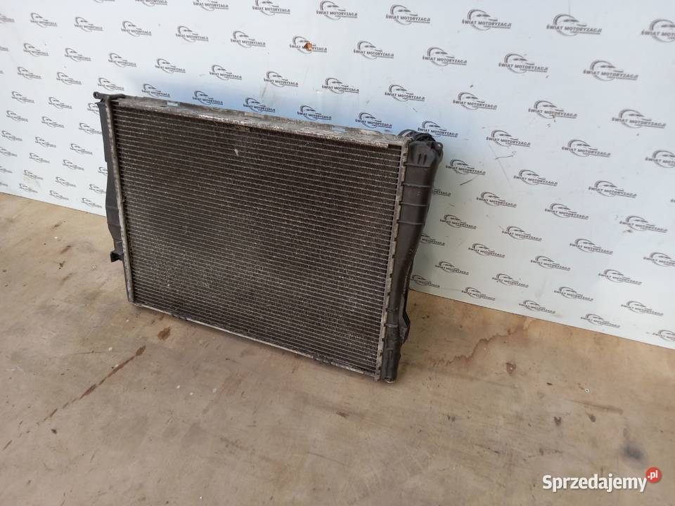 BMW E82 10r chłodnica wody 4203984 75164202 Kielce