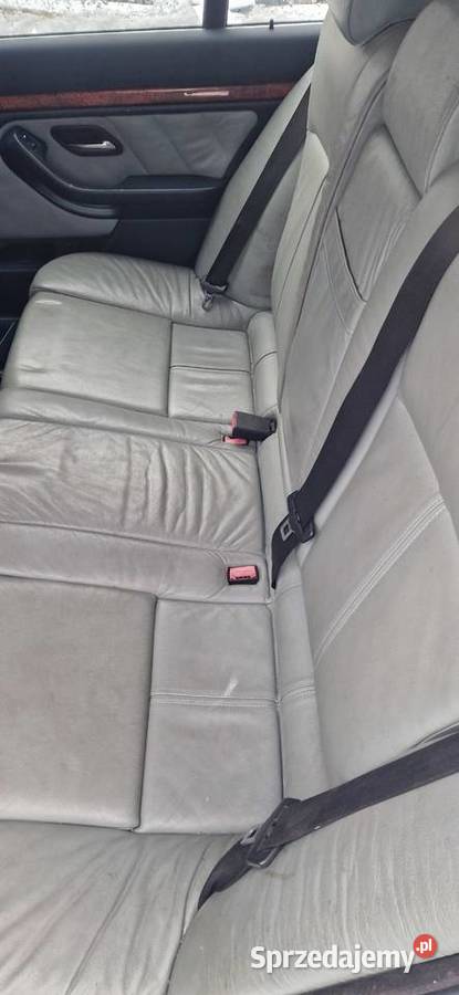 BMW E39 kombi Ffotele wnętrze skora komforty Rok produkcji 2000 Lublin