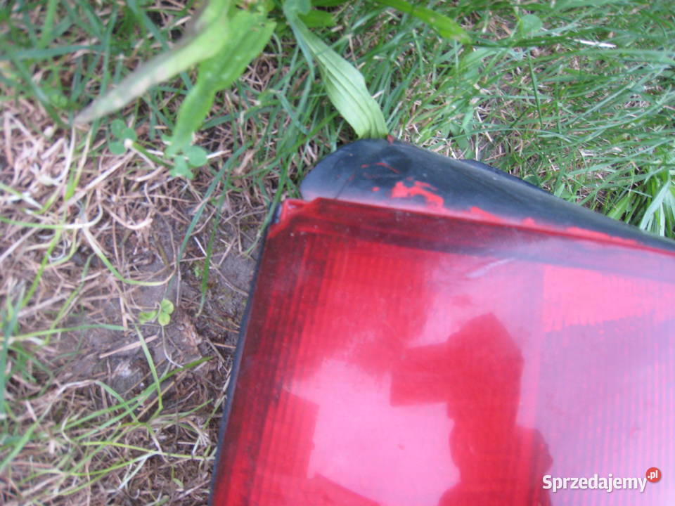 Lampa tylna lewa Audi A3 8L 9699 lekko