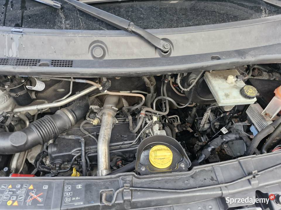 Renault Master autolaweta Kielce Stan Samochody dostawcze