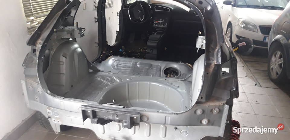 CITROEN C4 B7 KTP drzwi ćwiartki wanna Kostomłoty Drugie