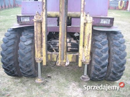 terenowy wózek widłowy DESTA udzwig 36t Maszyny budowlane wielkopolskie Cicha Góra