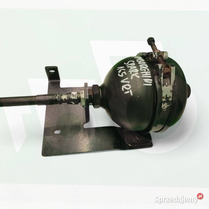 Akumulator hydrauliczny przedniej osi C26803 Wilkowo