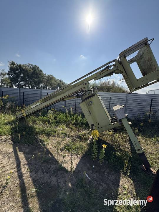Podnośnik koszowy zwyżka 12m na ciągnik rolniczy Rok produkcji 1990 Wejherowo