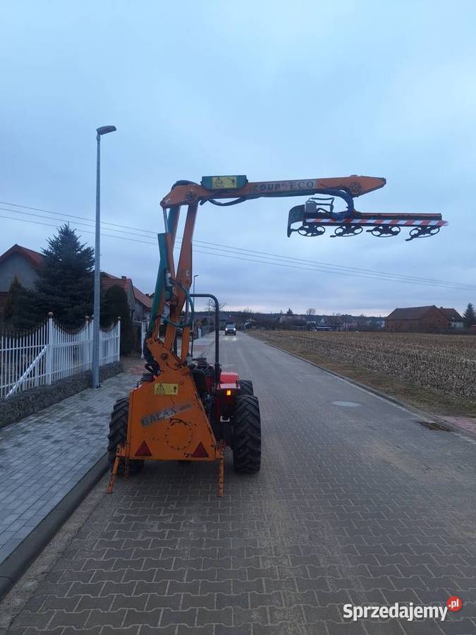 Piła konturowa do cięcia mechanicznego Kosiarka Milicz