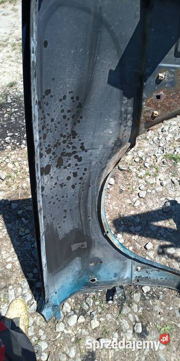 Błotnik lewy przód audi 80 B4 części blacharskie Gorlice