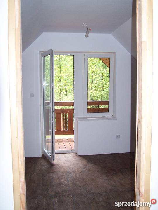 CAŁOROCZNY DOMEK LETNISKOWY Podlesie