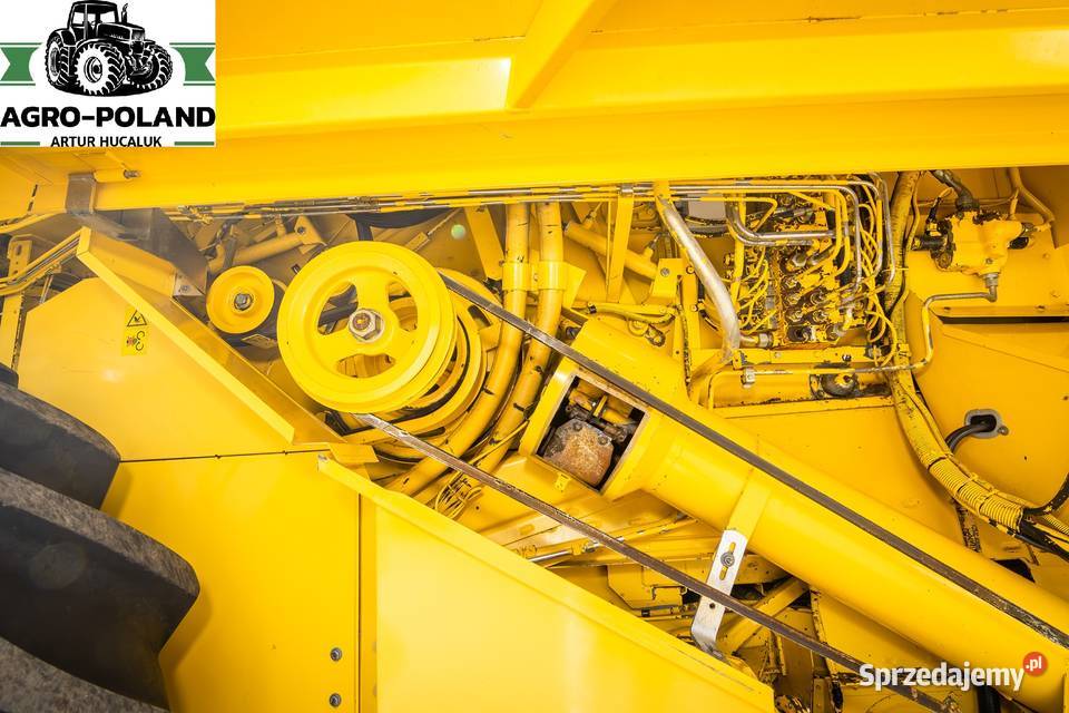 Kombajn zbożowy HOLLAND TX 68 PLUS 2002 61 M Kudowa-Zdrój