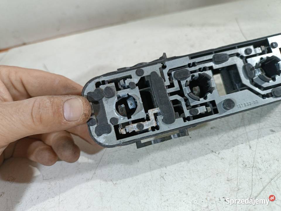 WKŁAD LAMPY PRAWY TYŁ MERCEDES W203 osobowe