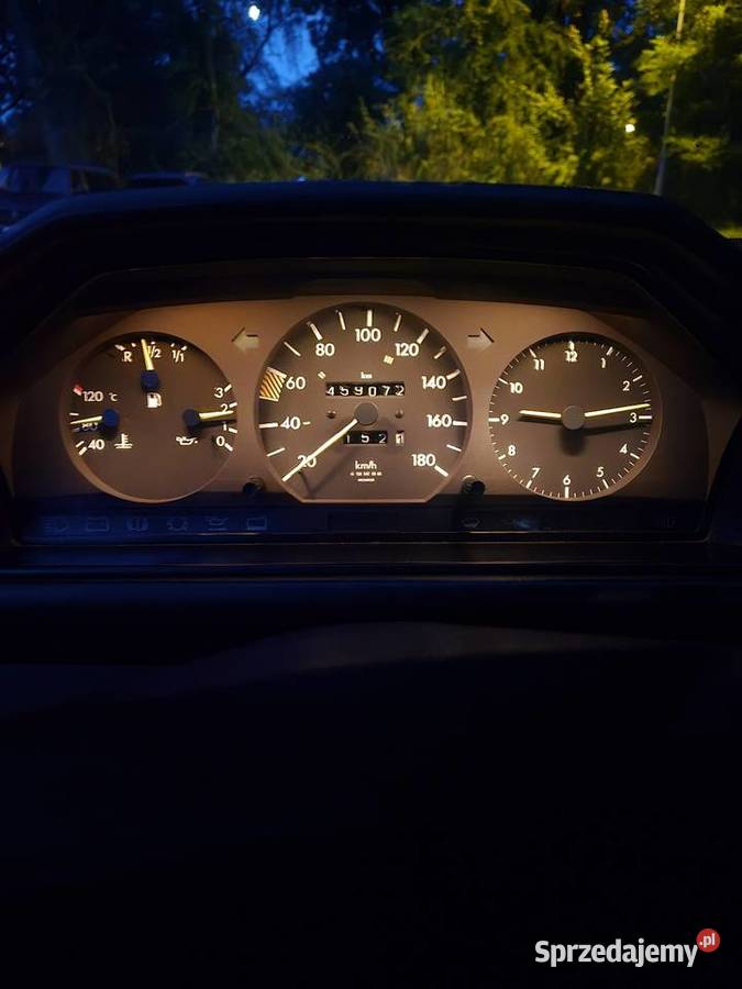 Mercedes 124 20d czarny Ruda Śląska