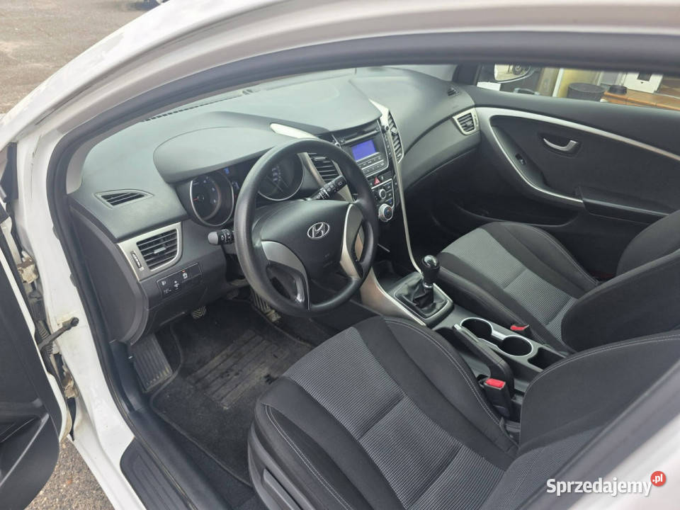 Hyundai i30 16 CRDI 110 Klimatyzacja Isofix USB isofix Słupsk sprzedam