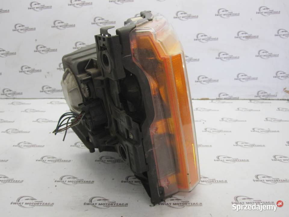 LAND ROVER DISCOVERY 08r lampa prawa przód osobowe świętokrzyskie Kielce