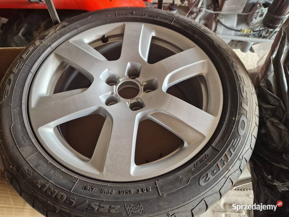 Piękne Audi A4 B8 18T 160 manual led xenon 2 kpl 1800cm3