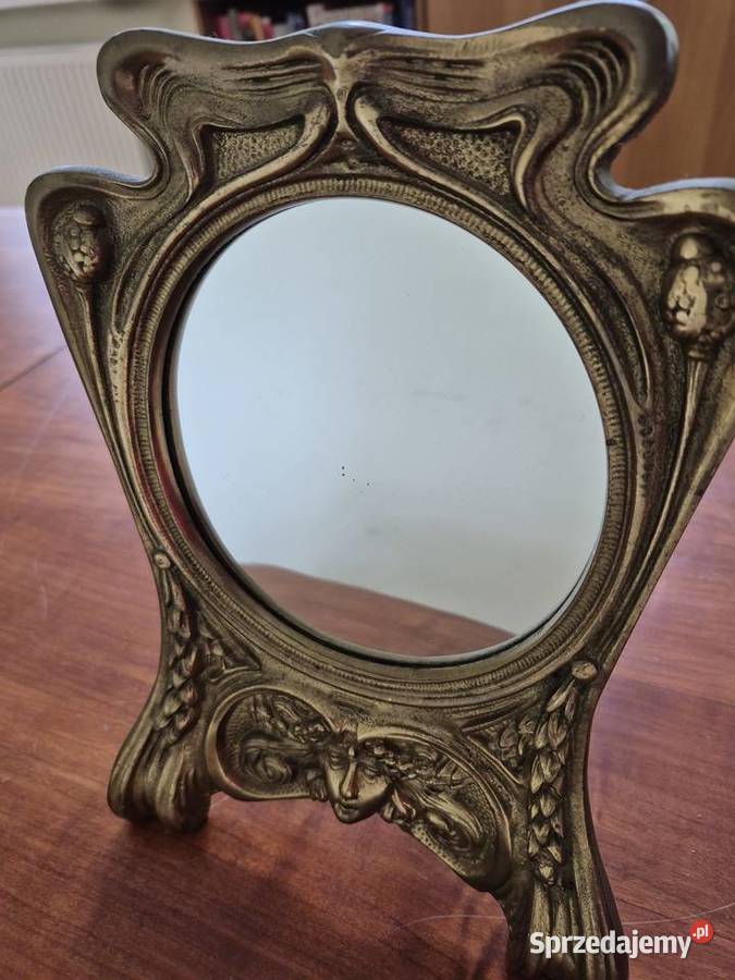 LUSTERKO STOJĄCE W OZDOBNEJ RAMIE Bystrzyca Kłodzka