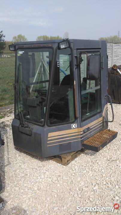 Kabina CASE 621B 721B 821B SN 065 świętokrzyskie Kielce