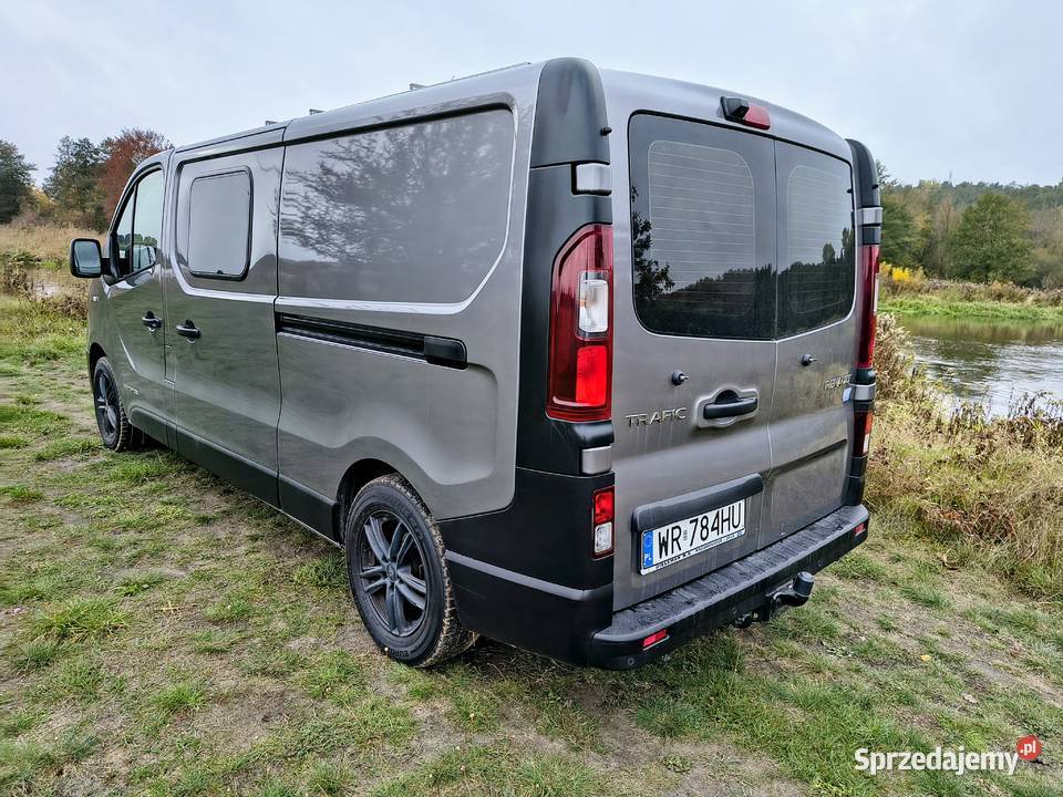 KAMPER Renault Trafic 3 KAMPERVAN Rok produkcji 2015 mazowieckie