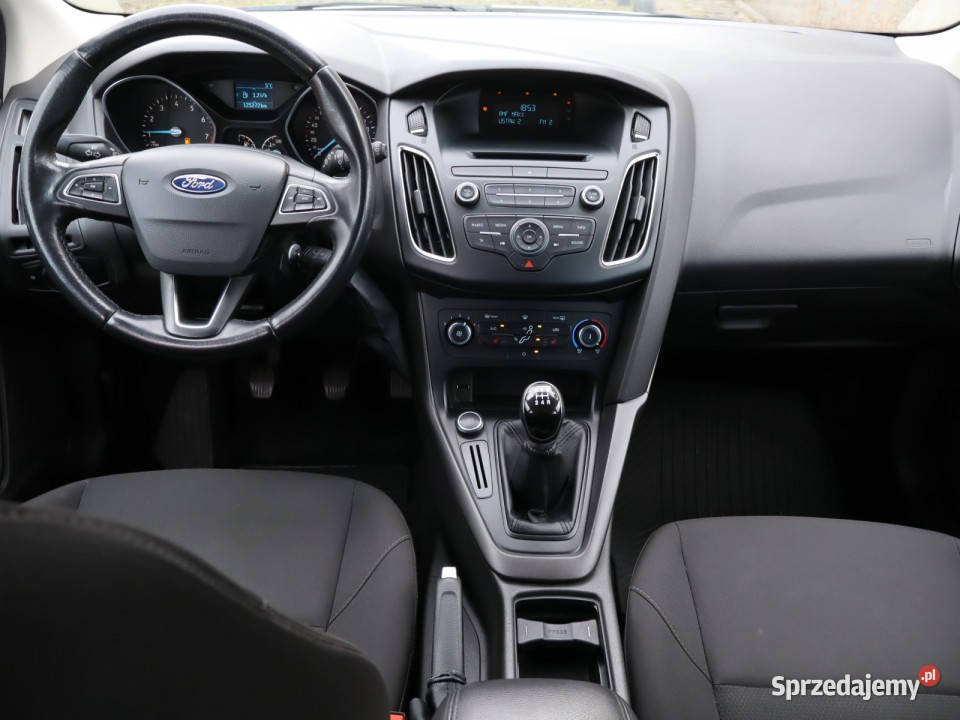 Ford Focus 16 i pełny VAT sprzedam