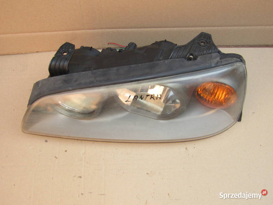 LAMPA PRZEDNIA LEWAPRAWA HYUNDAI ELANTRA 92102 Mysłaków