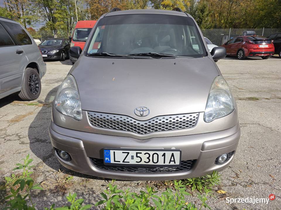 Toyota Yaris Verso