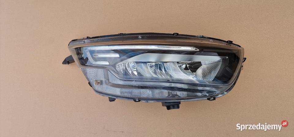 IVECO DAILY IV LIFT REFLEKTOR LAMPA FULL LED Bieleń