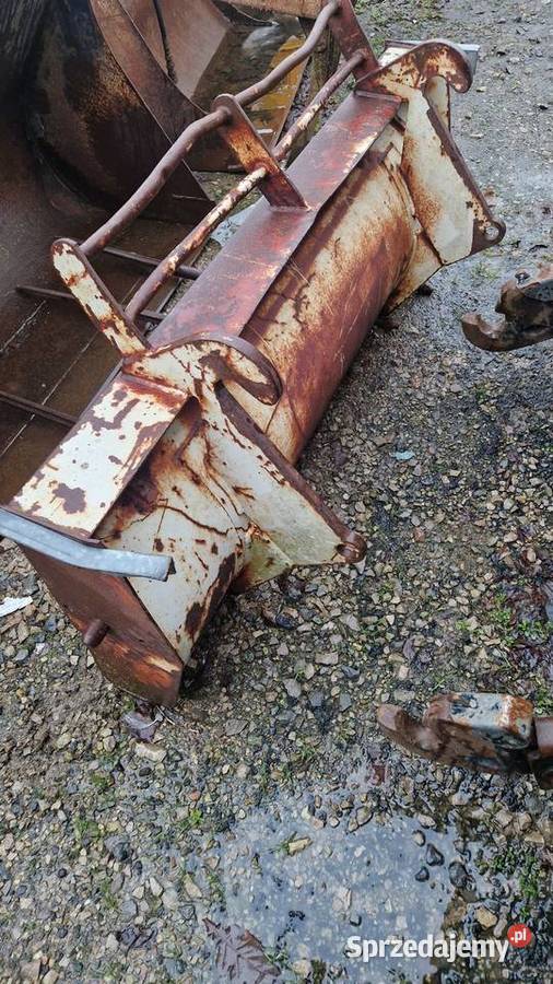 Widły Łyżka do tura Łyżkokrokodyl Łyżka nieuszkodzony Łapczyca