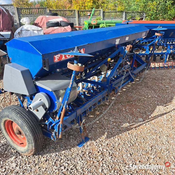 Siewnik zbożowy Fiona 3m Mierzawa sprzedam