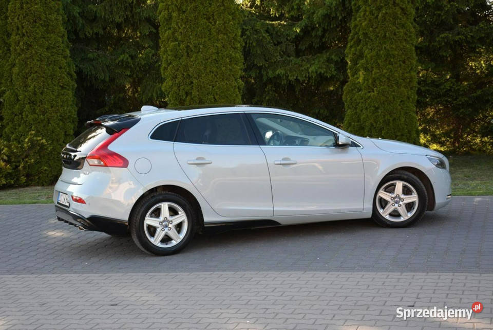 Volvo V40 Panorama biXenon Ledy Kamery Blis Ostrów Mazowiecka sprzedam