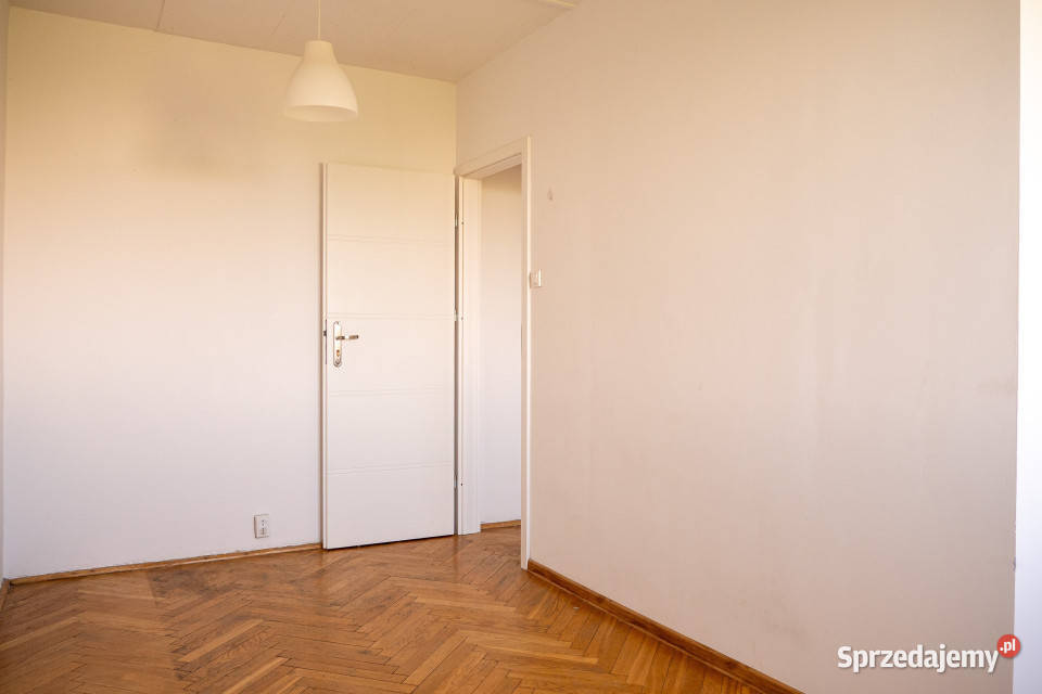 Duże mieszkanie z loggią w parku M1 Ursynów