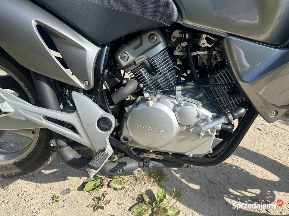 Honda Varadero 125 2005r niski przebieg 125cm3 wielkopolskie Mosina